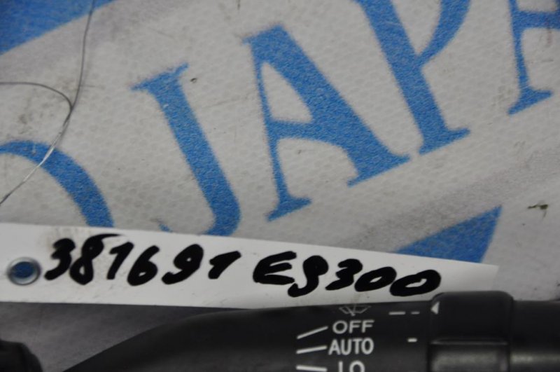 Подрулевой переключатель правый LEXUS ES300 ES330 01-06 Подрулевой переключатель правый LEXUS ES300 ES330 01-06