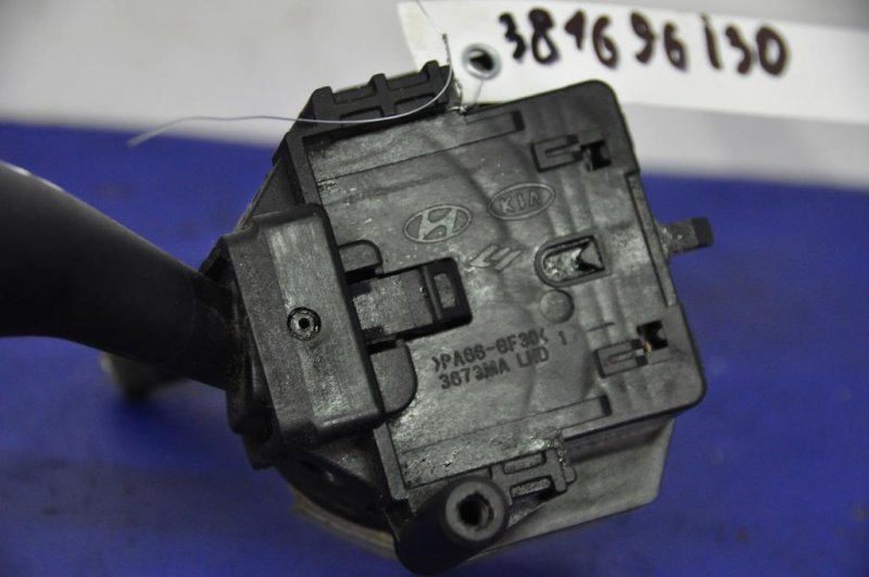 Подрулевой переключатель левый I30 FD 07-12 Подрулевой переключатель левый I30 FD 07-12