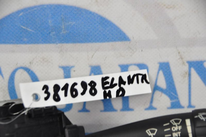 Подрулевой переключатель правый HYUNDAI ELANTRA HD 06-11