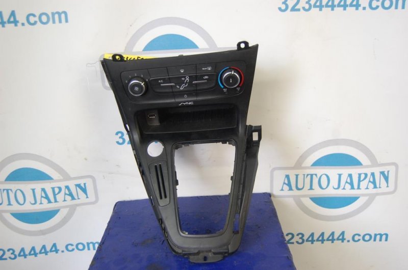 Блок управления печкой FORD FOCUS 10-18 F1EZ-19980-T Б/У