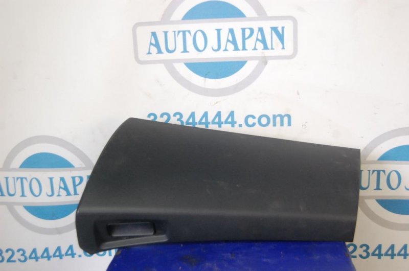 Бардачок MITSUBISHI OUTLANDER 03-07 Б/У