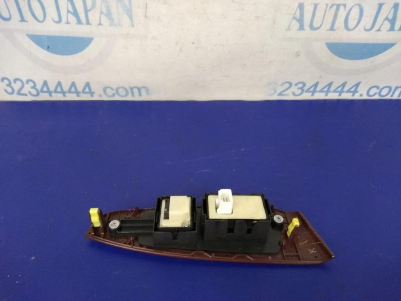 Кнопка стеклоподъемника передняя правая LS460 06-12 Кнопка стеклоподъемника передняя правая LS460 06-12