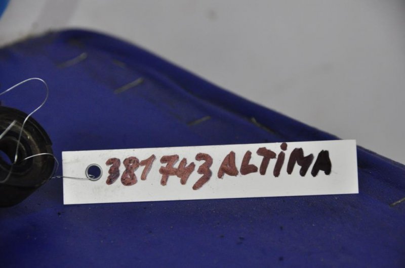 Поводок стеклоочистителя передний ALTIMA L32 07-12