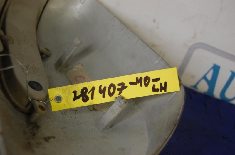 Накладка зеркала левая TOYOTA CAMRY 40 06-11