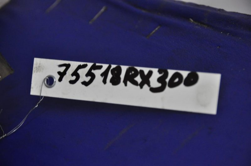 Накладка замка капота LEXUS RX300 98-03