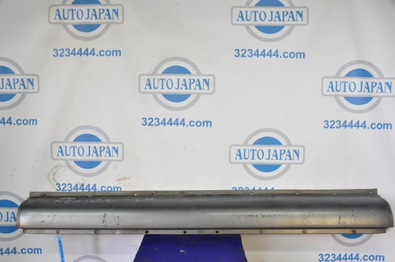 Накладка порога наружная передняя правая SSANGYONG REXTON 07-12 7956609000 Б/У