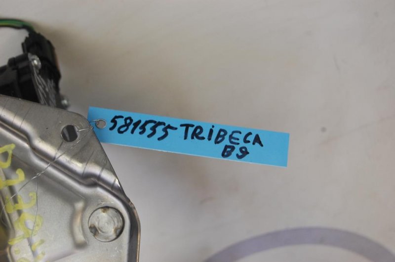 Педаль газа TRIBECA B9 05-07