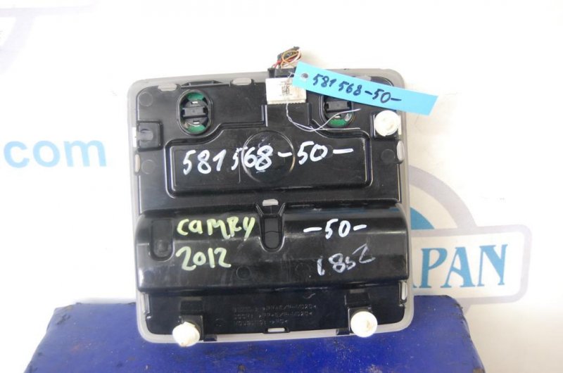 Запчасть плафон салона TOYOTA CAMRY 50 12-15 6313706080 Б/У Плафон салона TOYOTA CAMRY 50 12-15 6313706080 Б/У