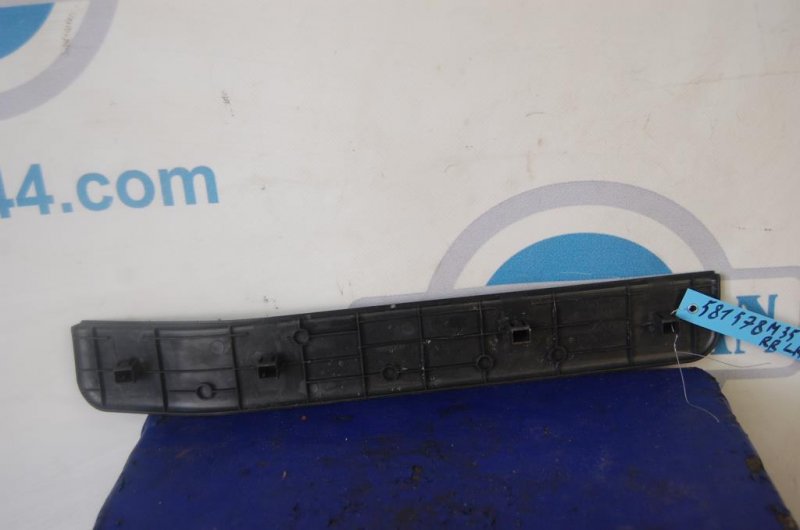 Накладка порога внутрення M35/M45 04-10