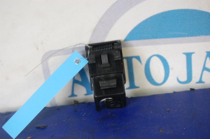 Кнопка MAZDA CX-3 14-18