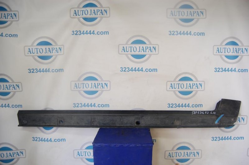 Накладка порога наружная левая TOYOTA FJ CRUISER 06-15 75805-35090 Б/У