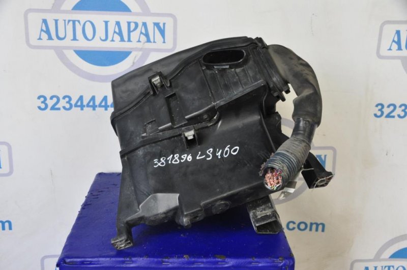 Корпус блока управления двигателем LS460 06-12