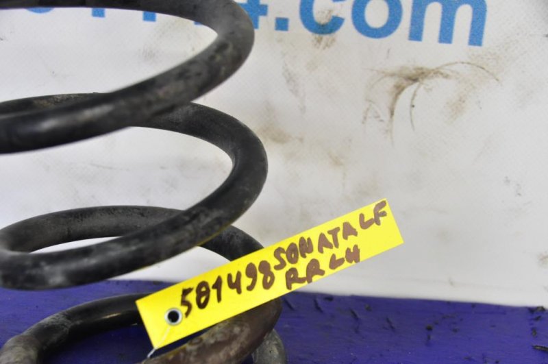 Запчасть пружина задней подвески HYUNDAI SONATA LF 2014- Б/У Пружина задней подвески HYUNDAI SONATA LF 2014- Б/У