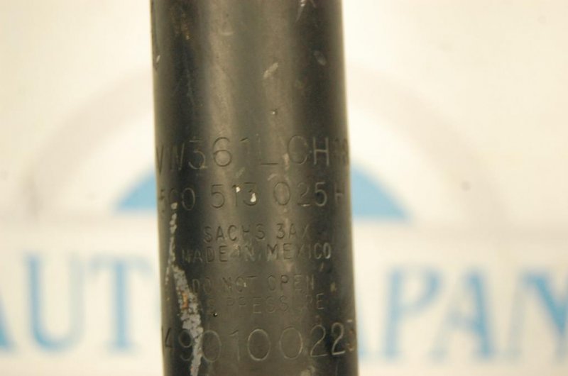 Амортизатор задний левый JETTA USA 10-17