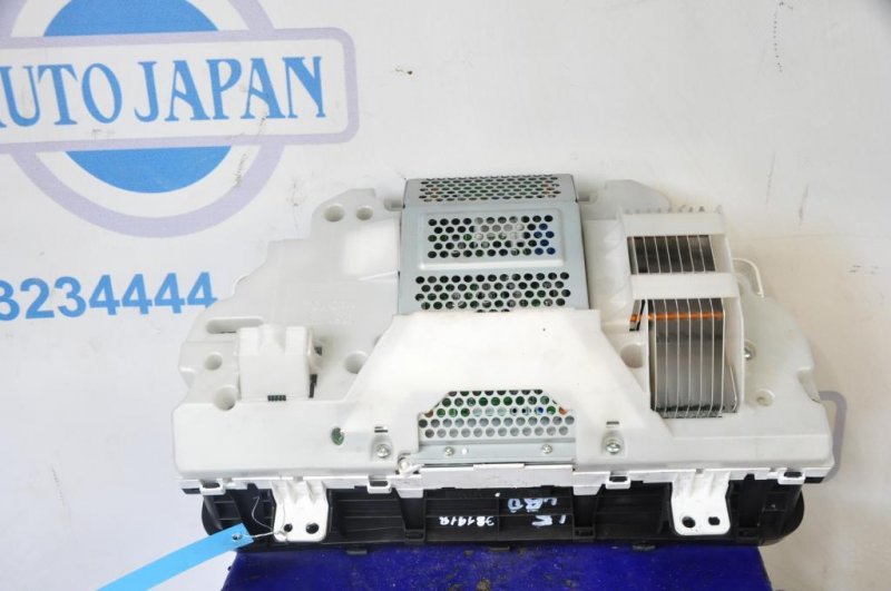 Панель приборов LS460 06-12