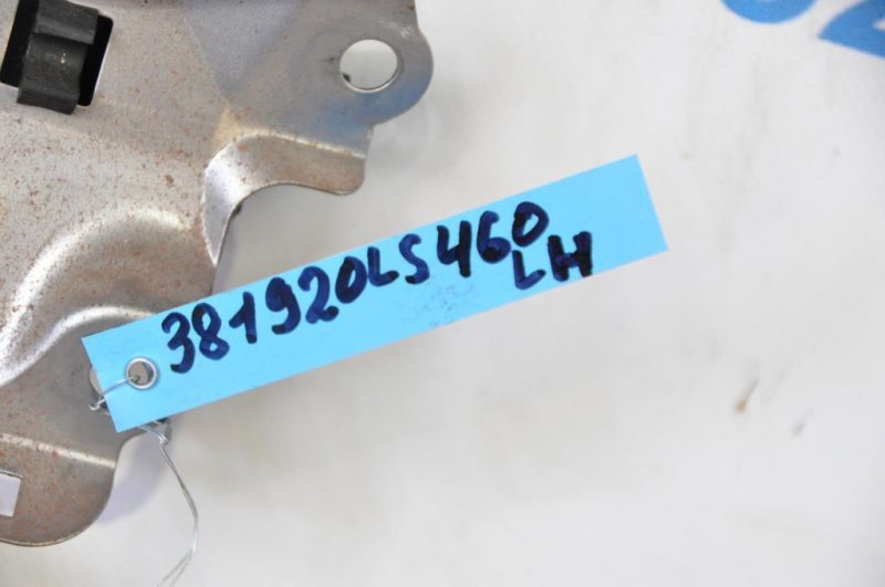 Подушка безопасности в колени правая LEXUS LS460 06-12