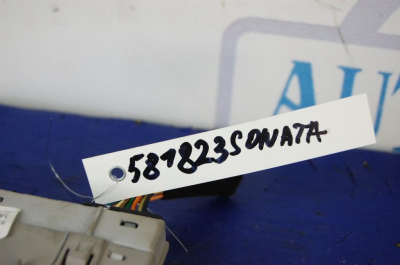 Кнопка открывания багажника внутренняя SONATA YF 10-14