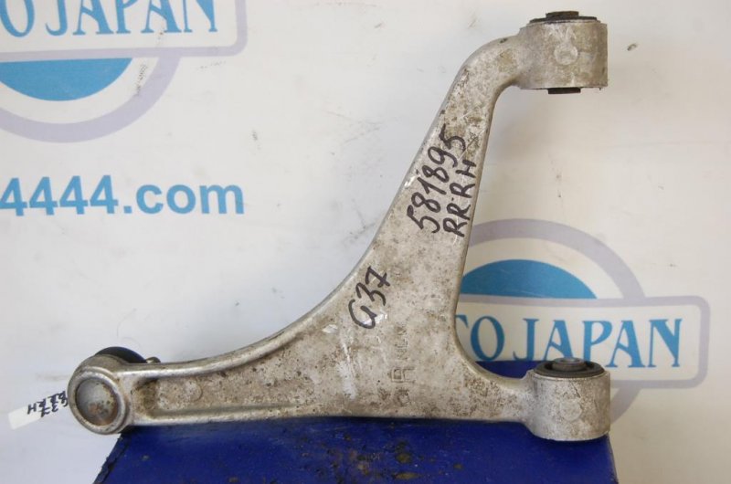 Рычаг задней подвески поперечный верхний задний правый INFINITI G25/G35/G37/Q40 06-14 55501-JK02A Б/У