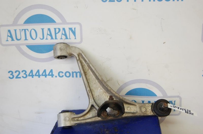 Рычаг задней подвески поперечный верхний задний правый G25/G35/G37/Q40 06-14