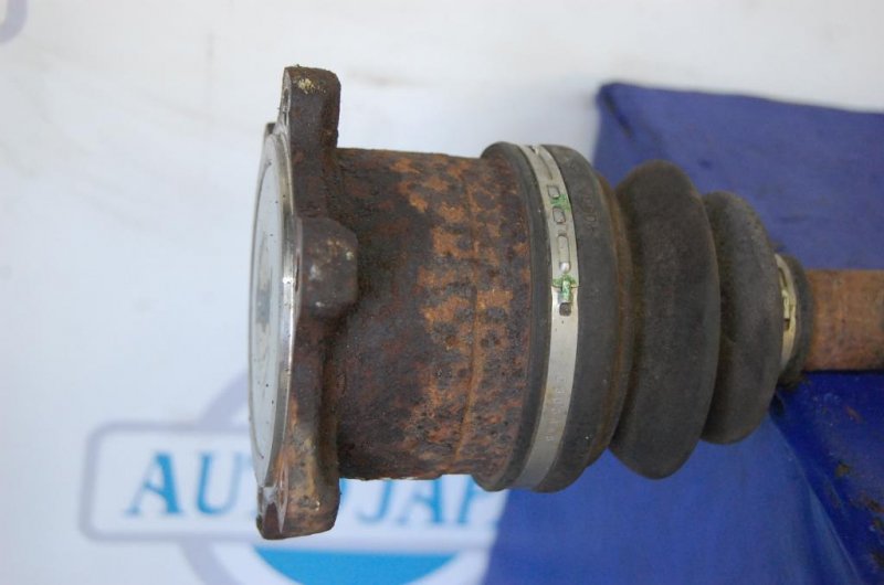 Привод задний задний правый G25/G35/G37/Q40 06-14