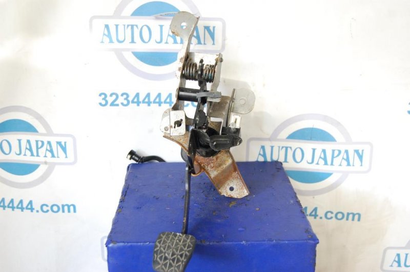 Педаль тормоза MAZDA 3 BK 03-08 Б/У