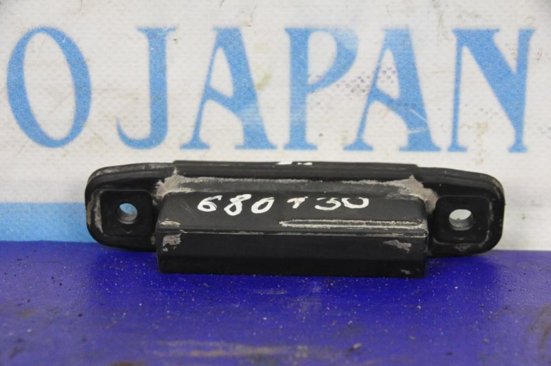 Кнопка открывания багажника наружная TOYOTA CAMRY 50 12-15 84840-0T010 Б/У