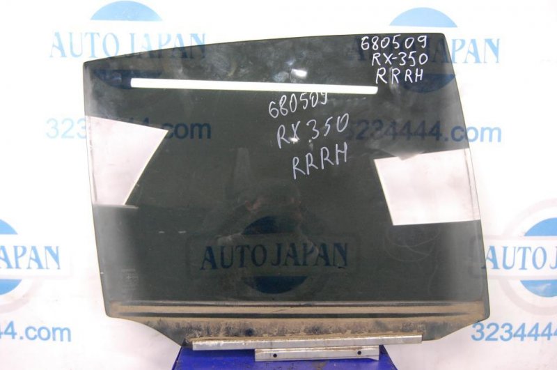 Стекло двери заднее правое LEXUS RX300/330/350/400 03-09 68103-48140 Б/У
