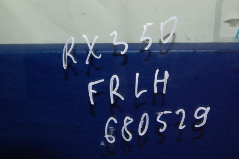 Стекло двери переднее левое RX300/330/350/400 03-09