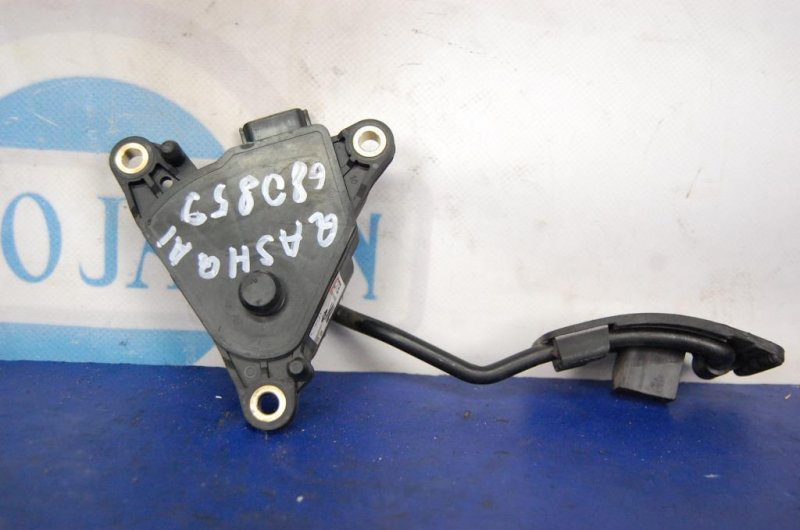 Педаль газа NISSAN QASHQAI 07-14 18002-JD01D Б/У