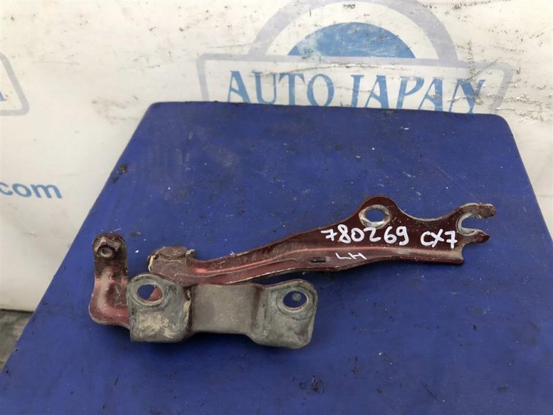 Петля капота левая MAZDA CX-7 06-12 EG21-52-420B Б/У