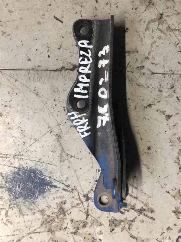 Петля капота правая SUBARU IMPREZA 00-07 GD/GG 57260AE020 Б/У