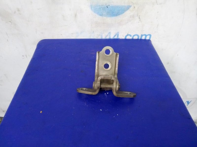 Петля двери нижняя передняя левая OPTIMA TF 11-16 Петля двери нижняя передняя левая OPTIMA TF 11-16