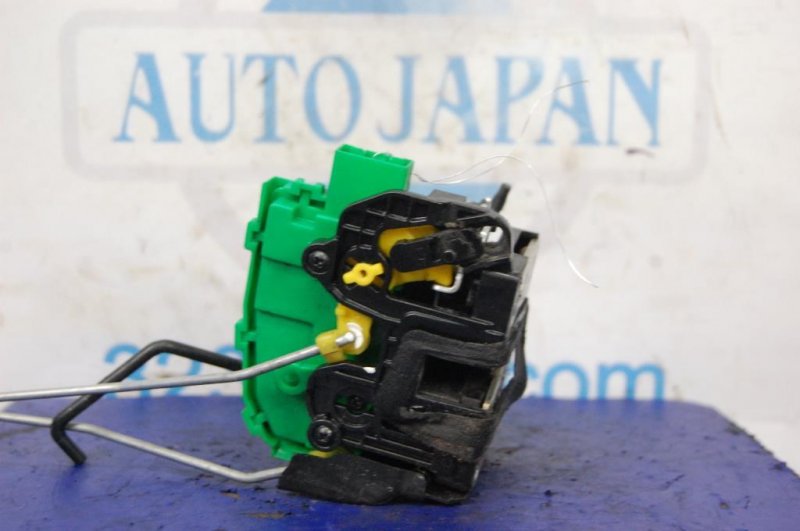 Запчасть замок двери задний левый HYUNDAI ACCENT RB 10- 81410-1R000 Б/У Замок двери задний левый HYUNDAI ACCENT RB 10- 81410-1R000 Б/У