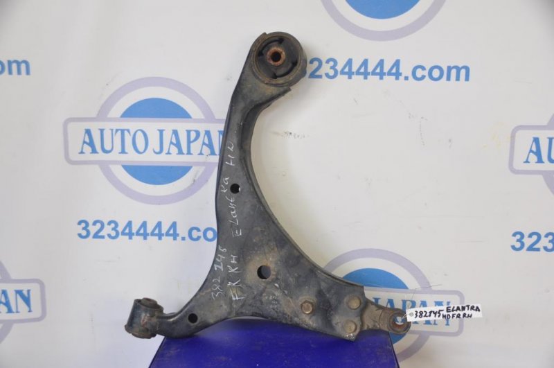 Рычаг передней подвески нижний передний правый HYUNDAI ELANTRA HD 06-11 54501-2H000 Б/У