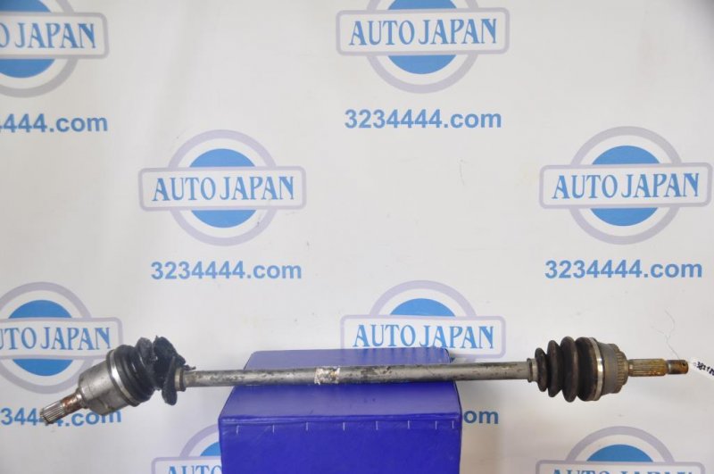 Привод передний правый TOYOTA MATRIX 02-08 Б/У