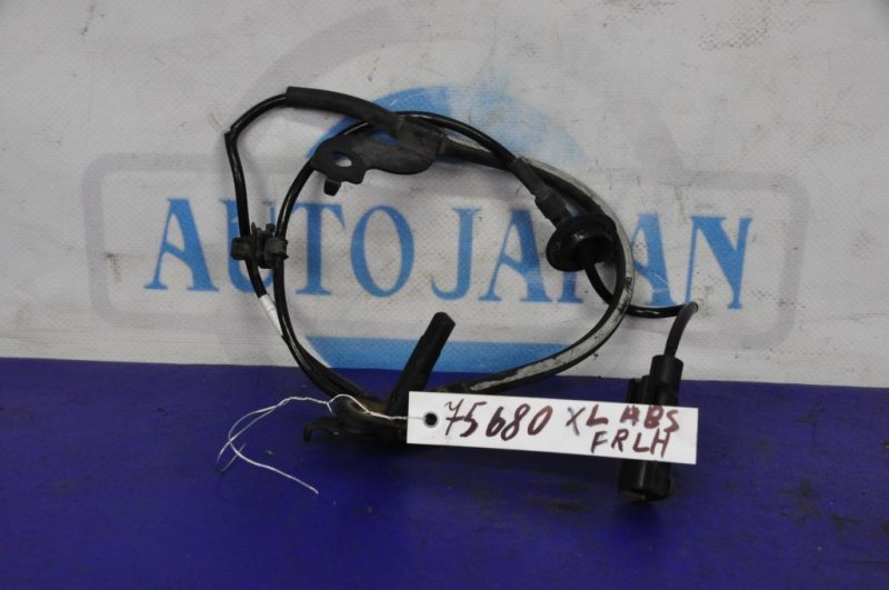 Датчик ABS передний левый MITSUBISHI OUTLANDER XL 05-13 4670A031 Б/У