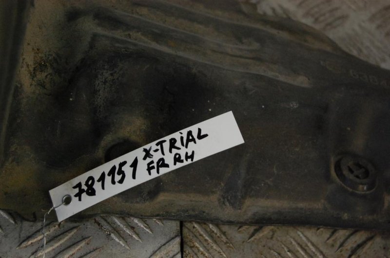 Подкрылок передний правый X-TRAIL T31 07-14