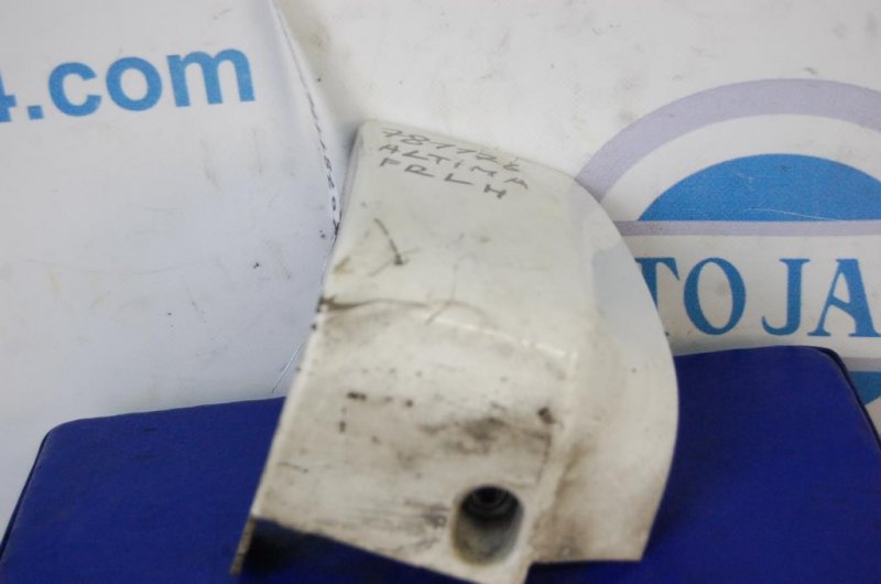 Брызговик передний левый NISSAN ALTIMA L32 07-12