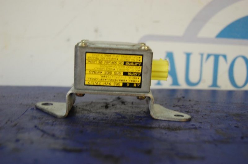 Запчасть датчик удара левый SUBARU IMPREZA 00-07 GD/GG 98235FE070 Б/У Датчик удара левый SUBARU IMPREZA 00-07 GD/GG 98235FE070 Б/У