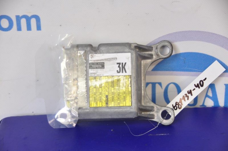 Запчасть блок управления airbag TOYOTA CAMRY 40 06-11 89170-06200 Б/У Блок управления AIRBAG TOYOTA CAMRY 40 06-11 89170-06200 Б/У