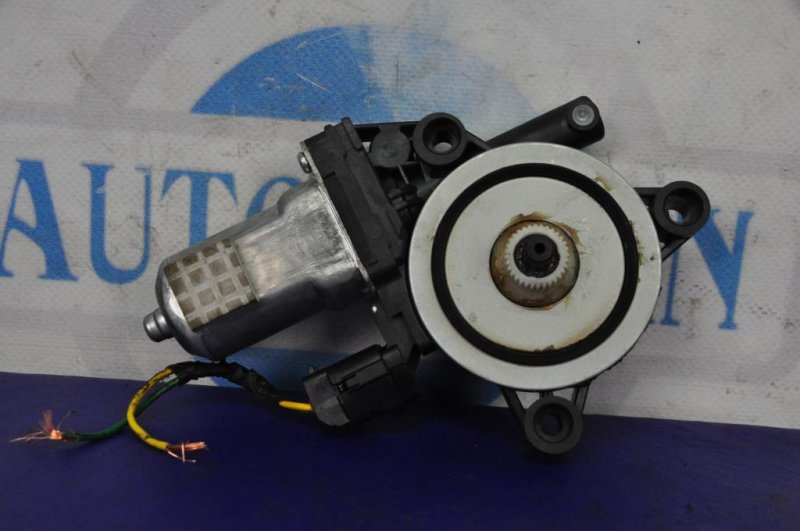 Моторчик стеклоподъемника задний левый HYUNDAI SONATA YF 10-14