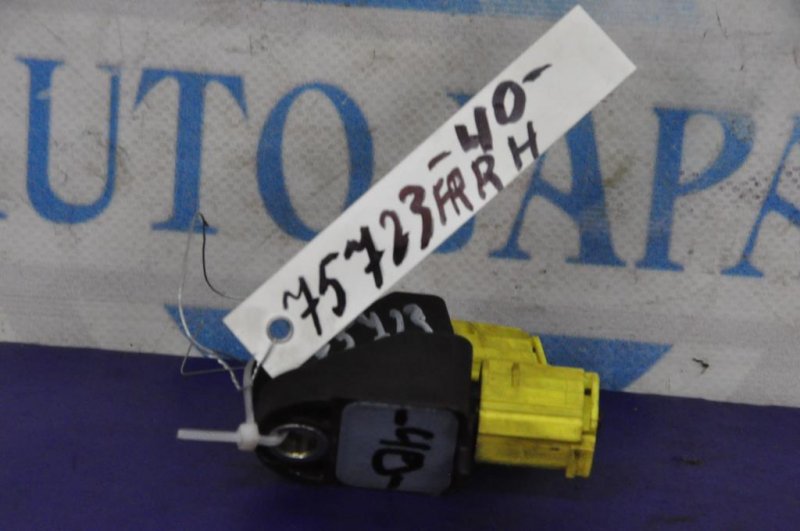 Датчик удара TOYOTA CAMRY 40 06-11 89173-09400 Б/У