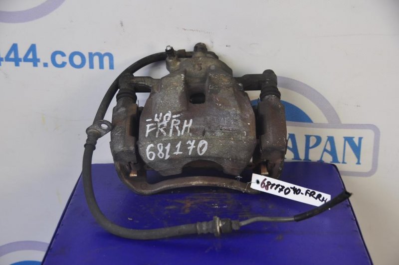 Суппорт тормозной передний правый TOYOTA CAMRY 40 06-11 47730-33340 Б/У