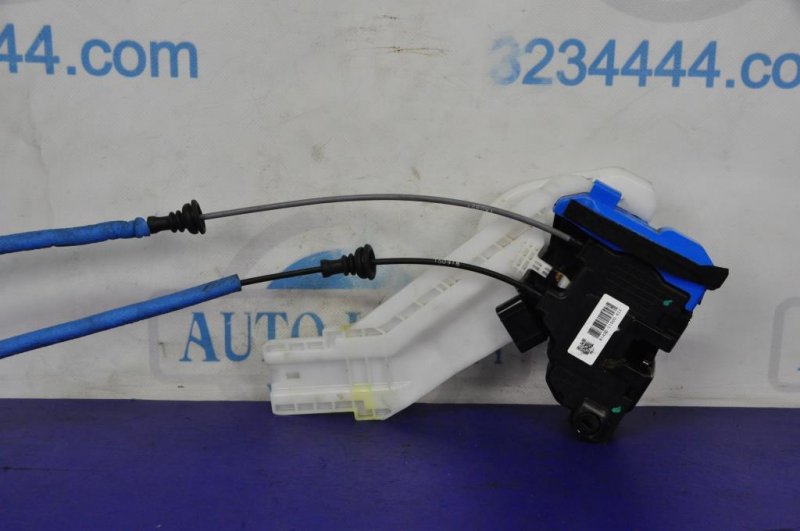 Запчасть замок двери задний правый HYUNDAI SONATA YF 10-14 81420-3S000 Б/У Замок двери задний правый HYUNDAI SONATA YF 10-14 81420-3S000 Б/У