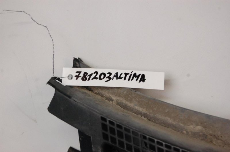 Пластик под лобовое стекло / Жабо ALTIMA L32 07-12