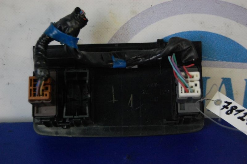 Кнопка обогрева сидений NISSAN MURANO Z50 02-07