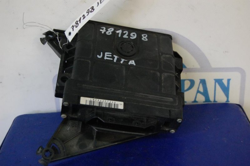 Блок управления АКПП VOLKSWAGEN JETTA USA 10-17 09G 927 749 A Б/У