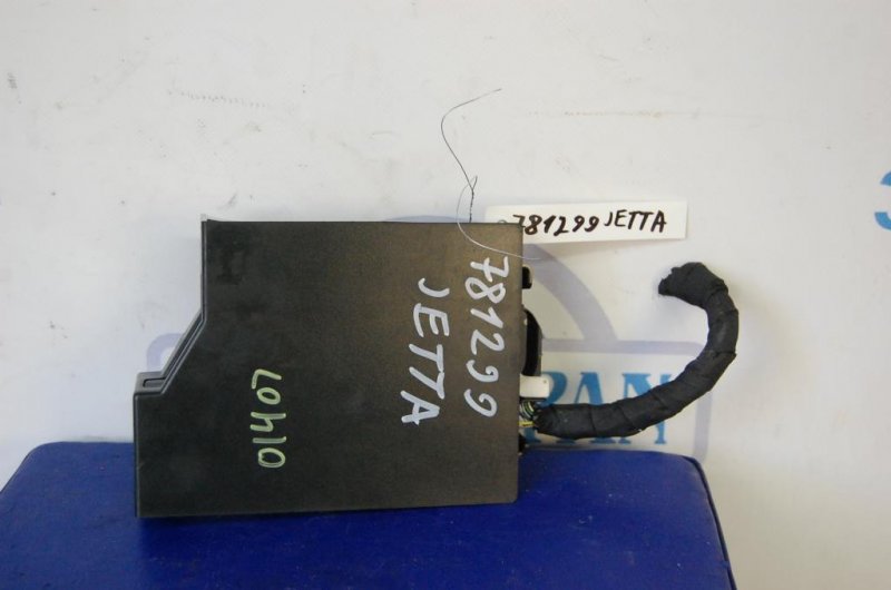 Блок управления мультимедиа VOLKSWAGEN JETTA USA 10-17 5C6 864 531 A Б/У