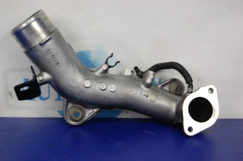 Патрубок интеркулера NISSAN JUKE 10-19 MR16 DDT Патрубок интеркулера NISSAN JUKE 10-19 MR16 DDT