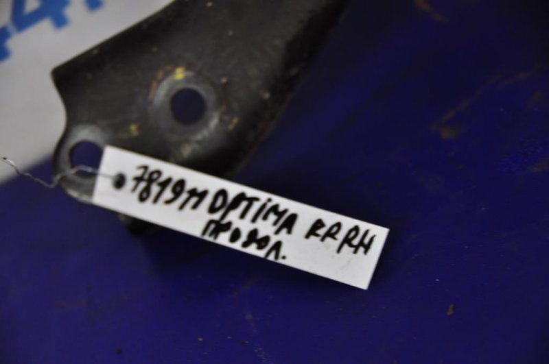 Рычаг задней подвески продольный задний правый OPTIMA TF 11-16